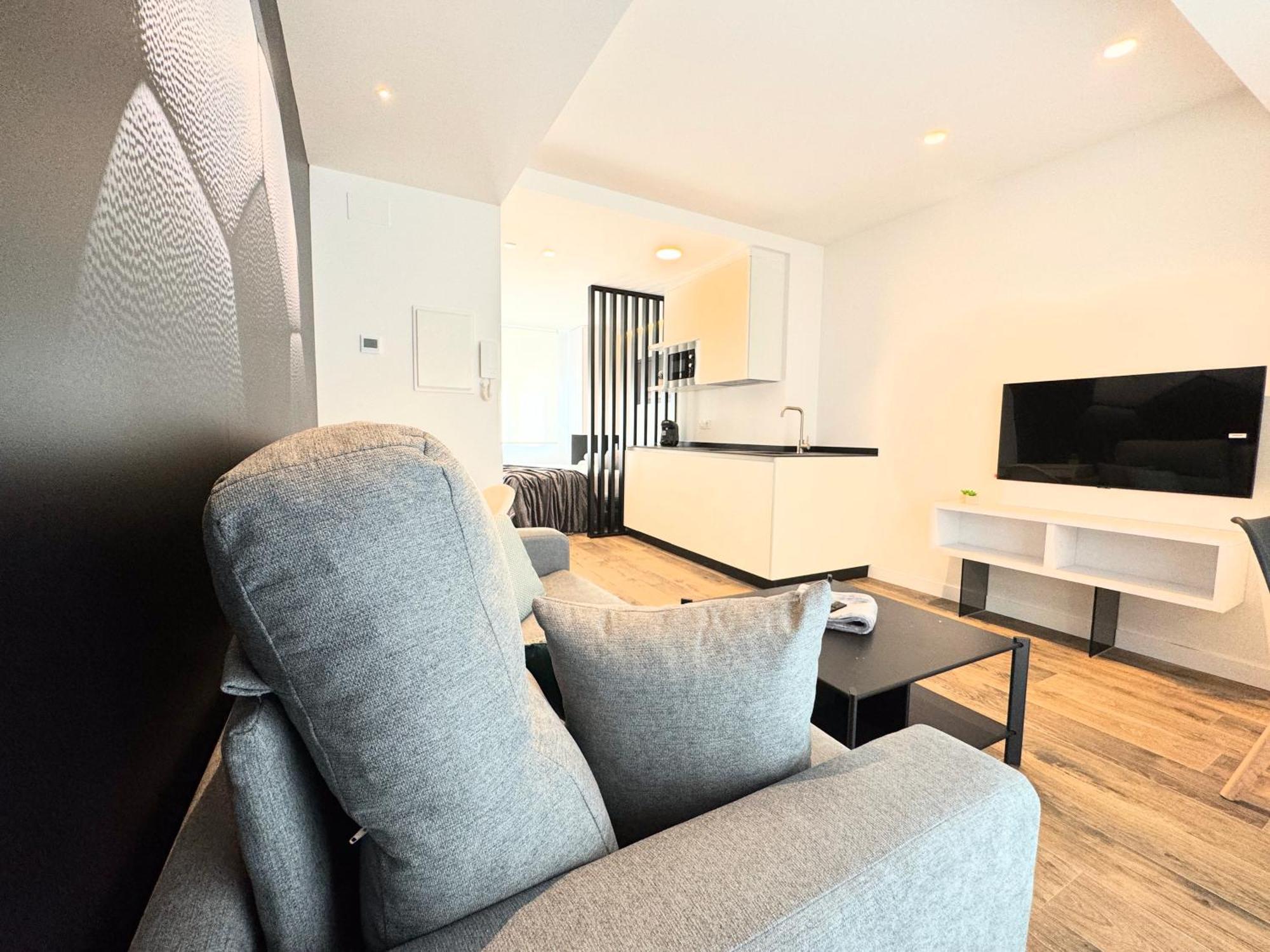 Apartamentos Turisticos Identia Sport レオン エクステリア 写真